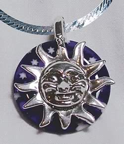 Pendant with sun-shape